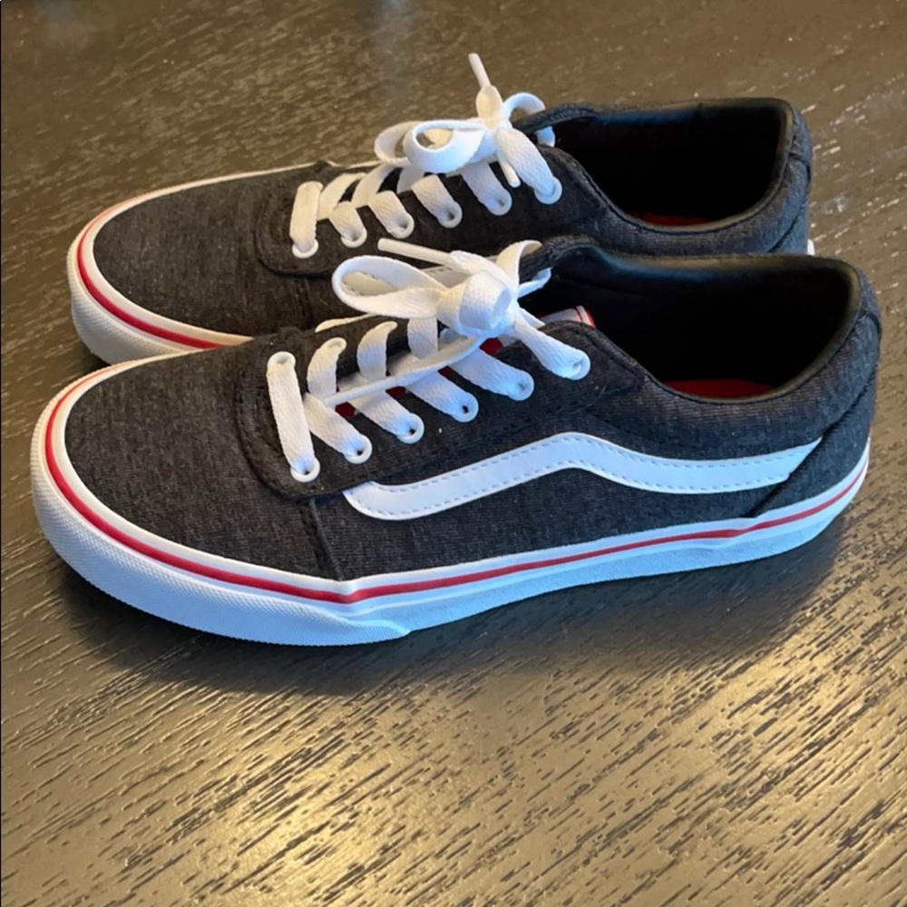 NWOT Boys Vans Size 3
